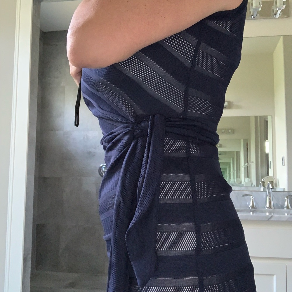 Navy dress from Guess - Picture 2 of 7